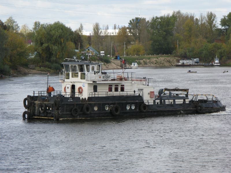 Мелкосидящий буксир-толкач мощностью 220 кВт - фото 2