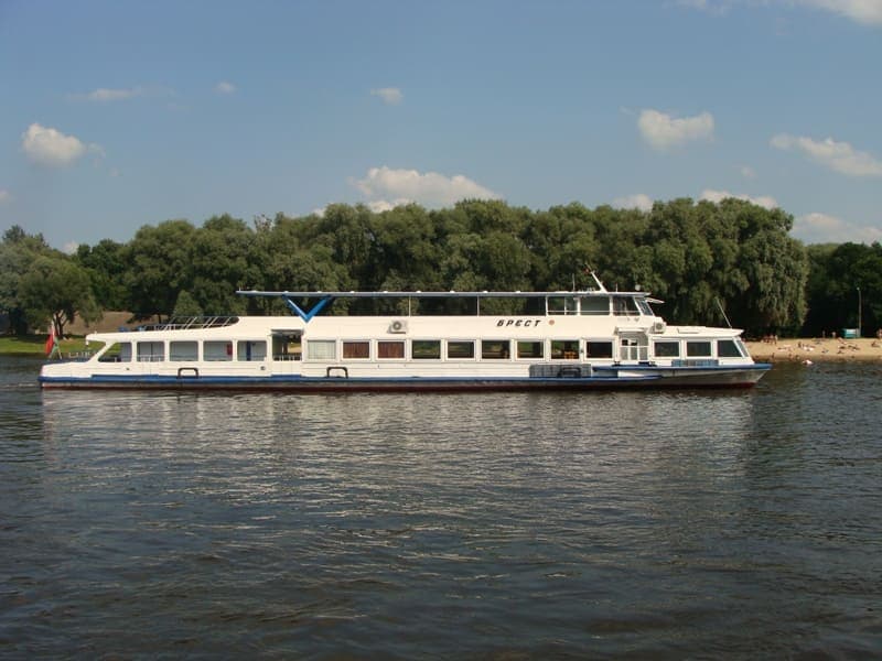 Пассажирский т/х мощностью 220 кВт для внутригородских и пригородных линий - фото 2