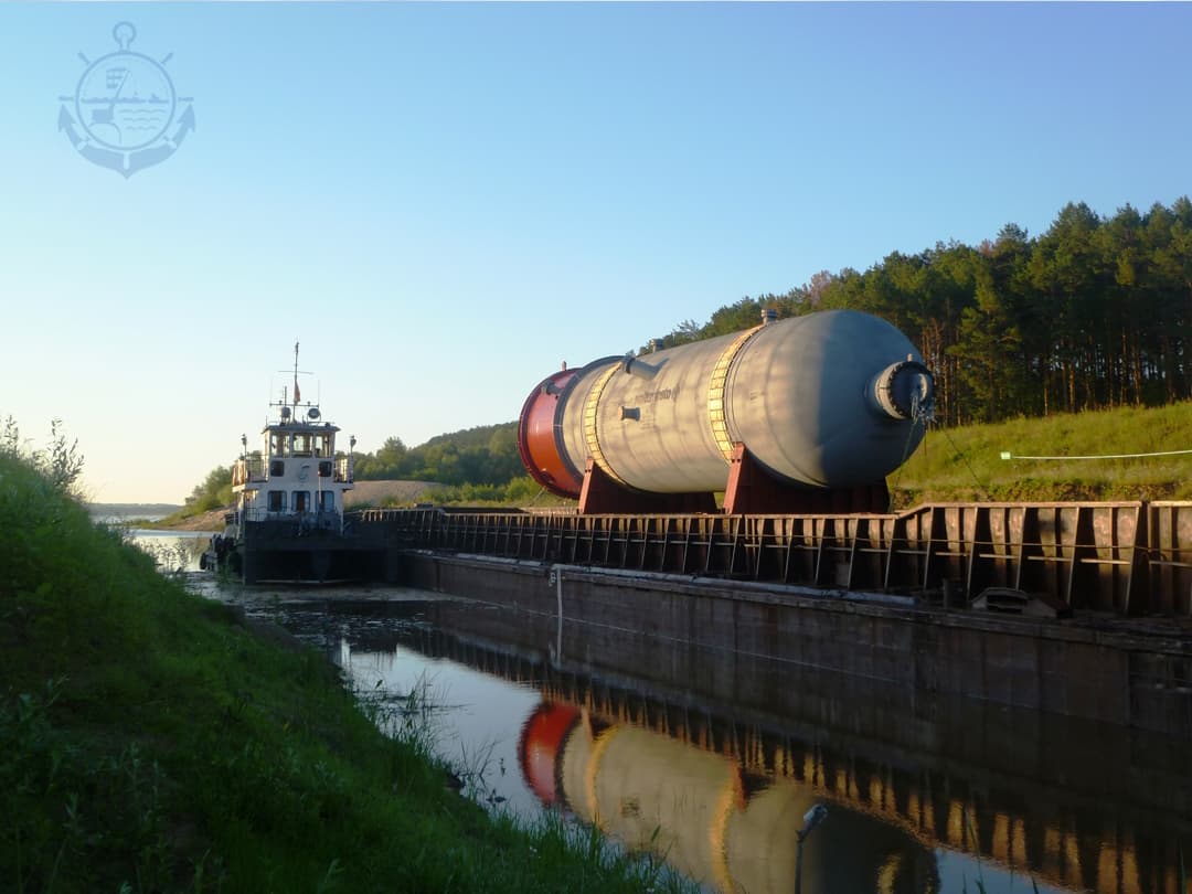 2017. Перевозка двух реакторов депарафинизации